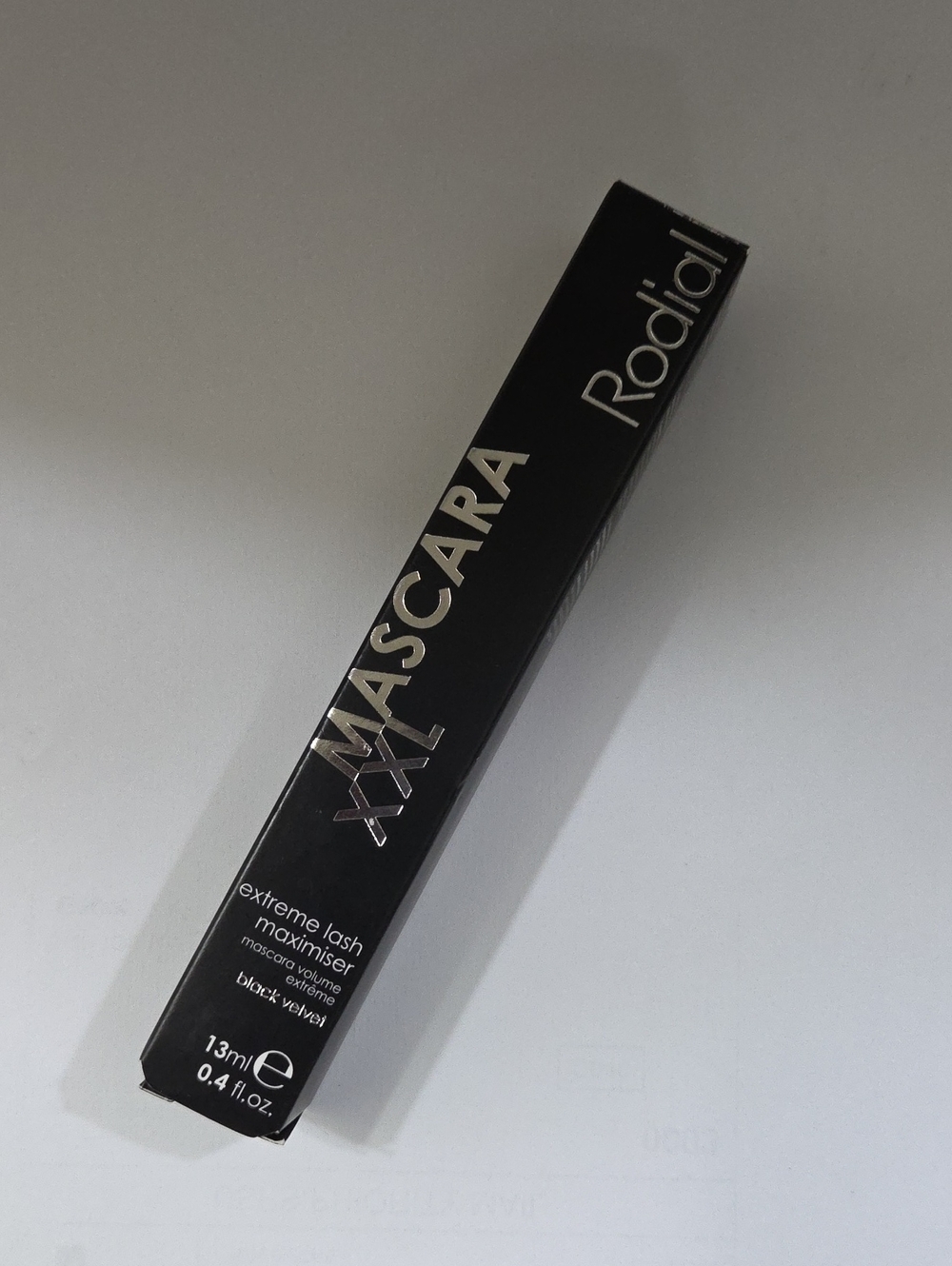 RODIAL XXL MASCARA EXTREME LASH MAXIMIZER BLACK VELVET NIB - Picture 2 of 2